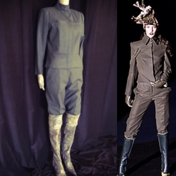 Alexander McQueen F/W 2001 Collector's Set - Picture 1 of 4